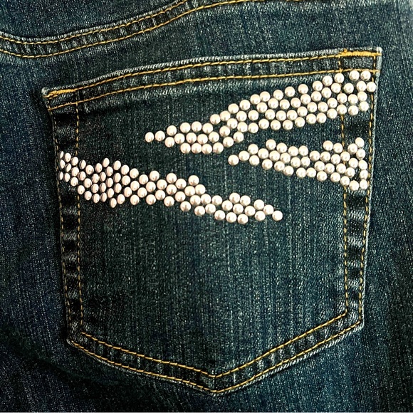 Michael Kors Studded Back Pockets Bootcut Jeans - Picture 4 of 8